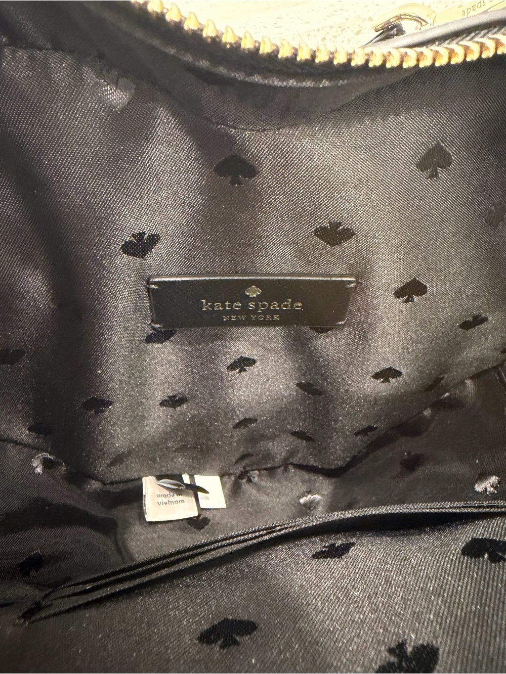 Kate Spade New York Love Shack Heart Crossbody in Polka Dot K5997 EUC - Picture 8 of 13